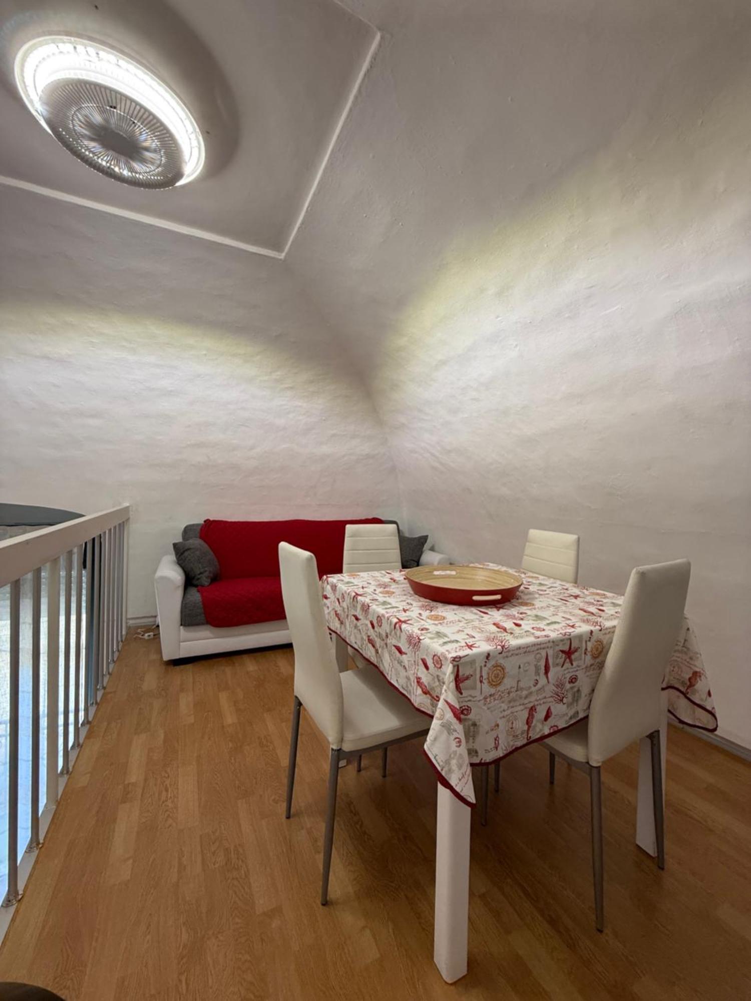 Aura Apartment 布林迪西 外观 照片